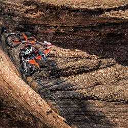 350 EXC-F MY 2017 Action 04